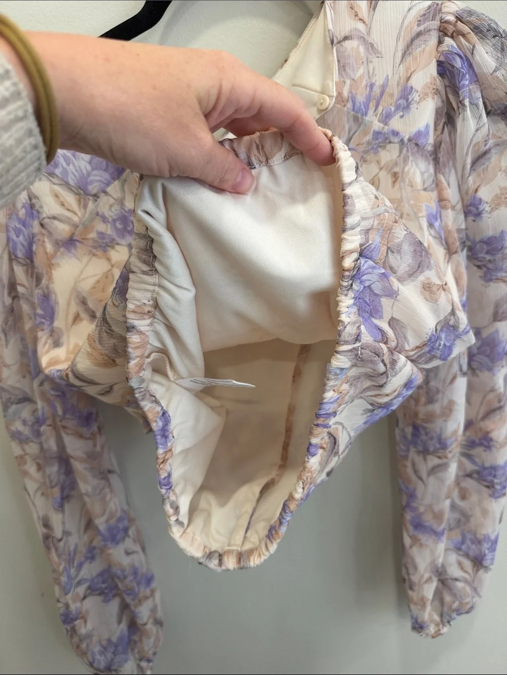 Astr Lavender Floral Puff-Sleeve Cropped Blouse